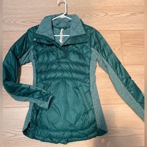 Lululemon Down Puffer Pullover size 4